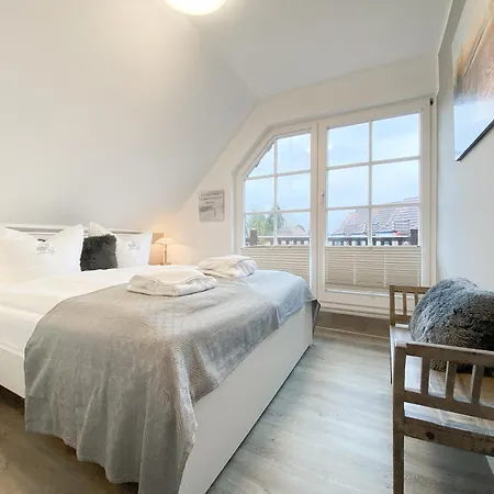Apartment Rosenmoewe *