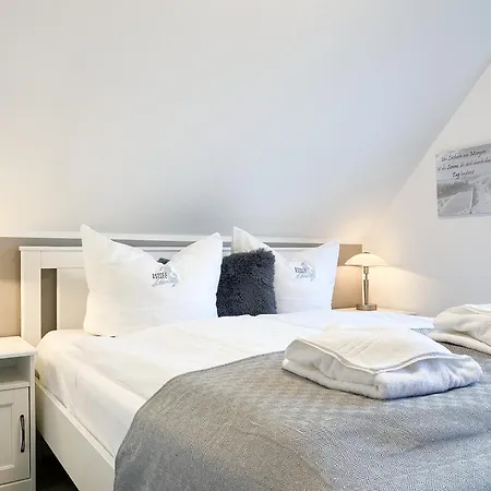 Apartment Rosenmoewe